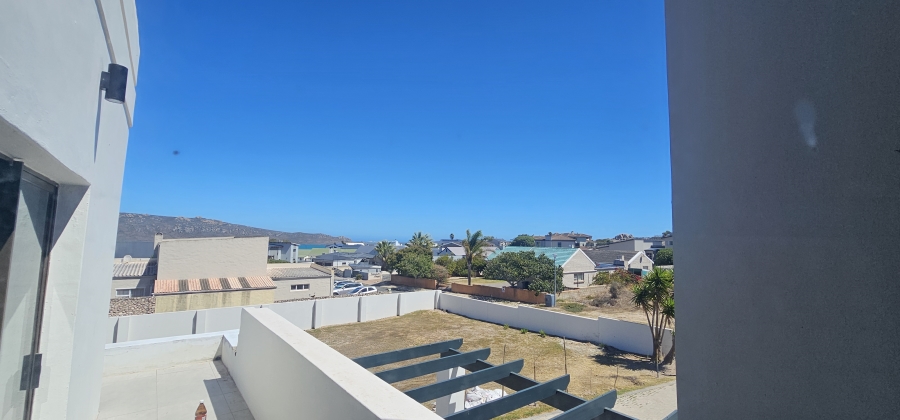 5 Bedroom Property for Sale in Myburgh Park Western Cape